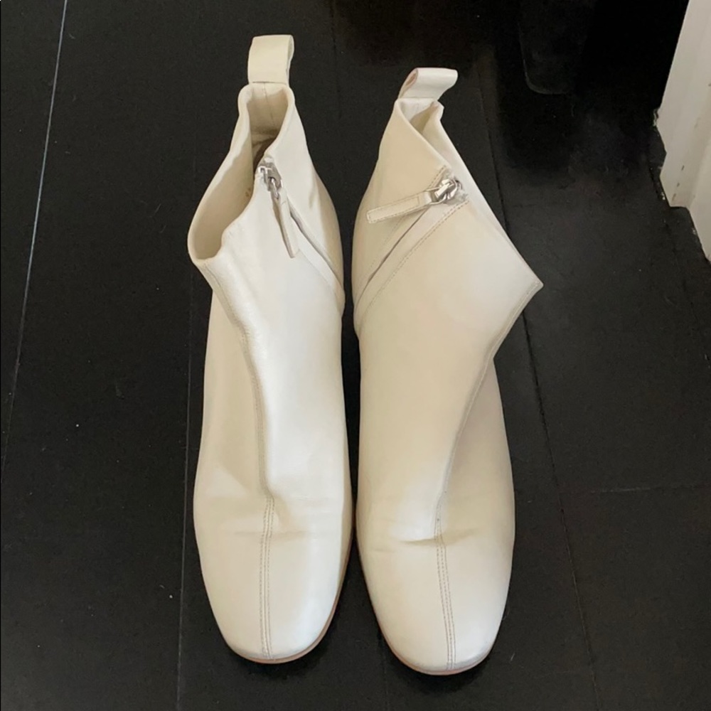 Everlane day boot